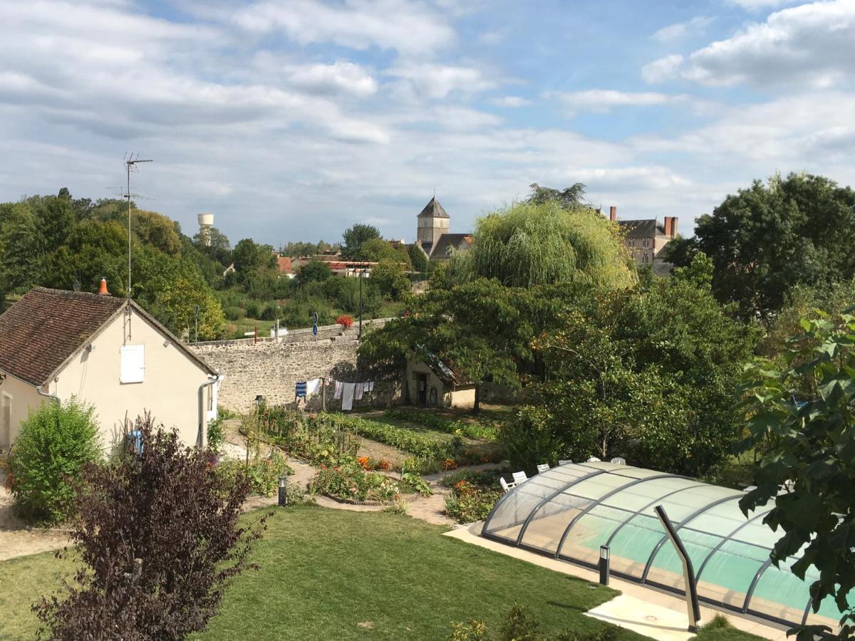 Manoir Le Bout Du Pont Bed & Breakfast Huisseau-sur-Cosson Exterior photo