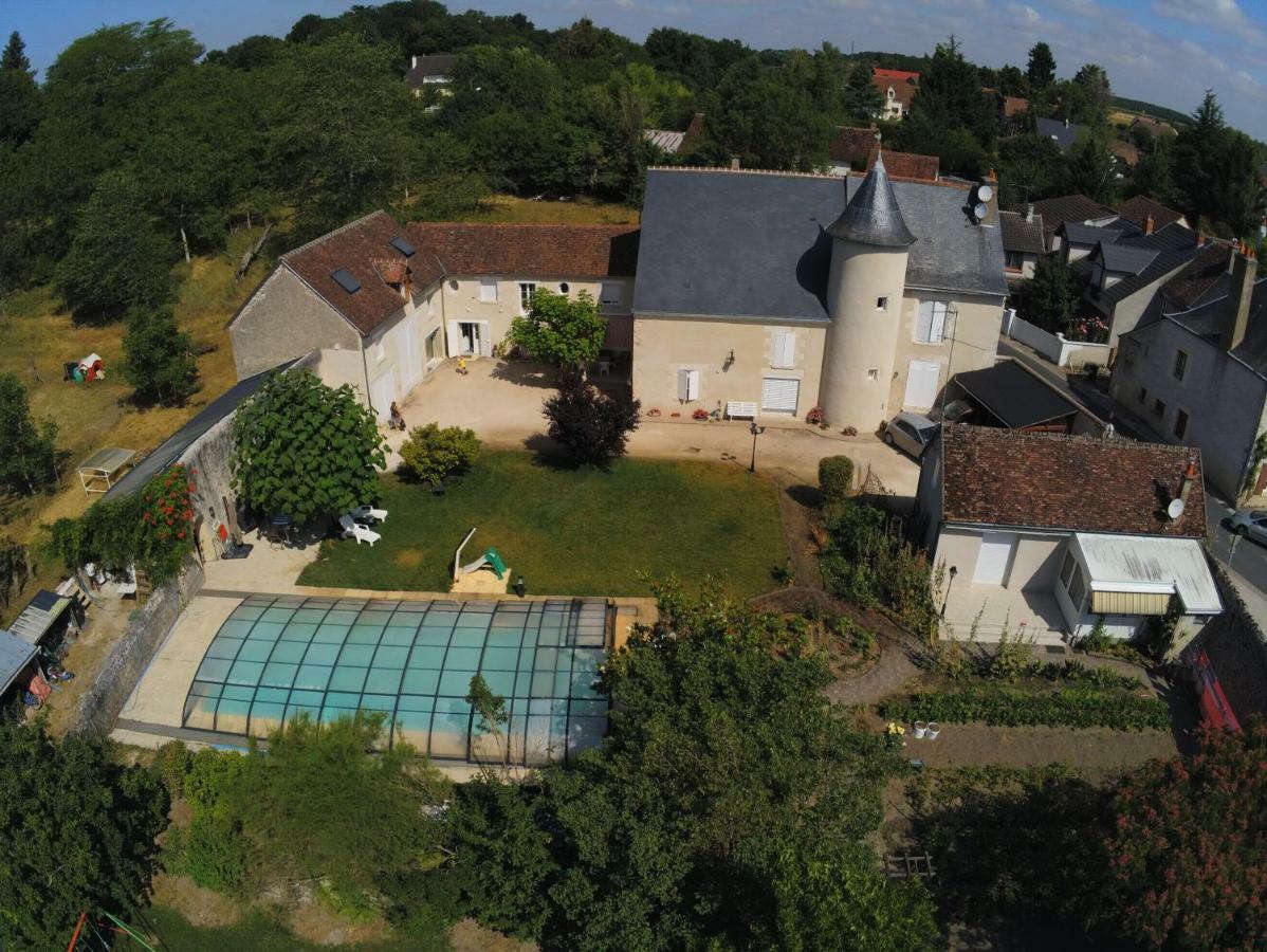 Manoir Le Bout Du Pont Bed & Breakfast Huisseau-sur-Cosson Exterior photo