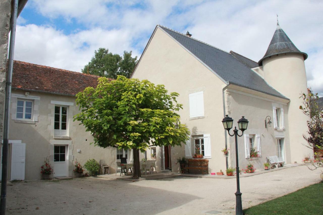 Manoir Le Bout Du Pont Bed & Breakfast Huisseau-sur-Cosson Exterior photo